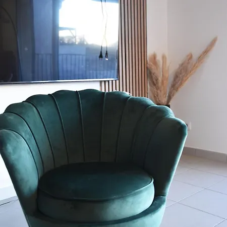 Maison Premium Hyper Calme - Joliment Decoree Avec Vue Degagee - Jacuzzi Chauffe - Salle De Jeux - Proche De Toutes Commodites Villa *