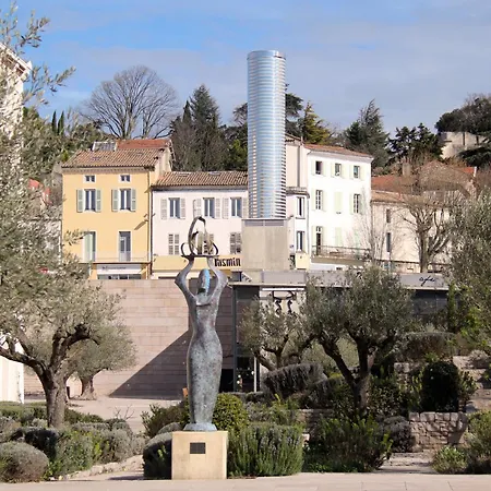 Villa Hyper Calme - Joliment Decoree Avec Vue Degagee - Salle De Jeux - Proche De Toutes Commodites Montelimar