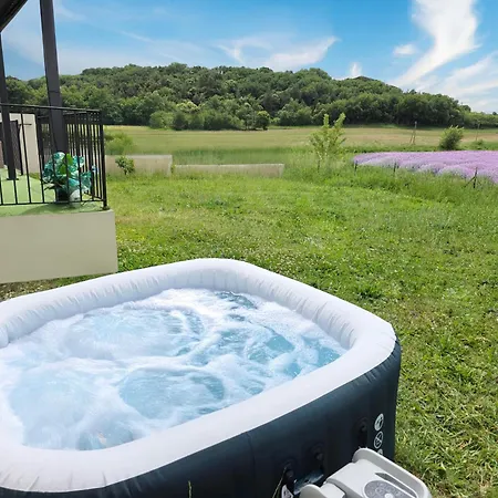 Maison Premium Hyper Calme - Joliment Decoree Avec Vue Degagee - Jacuzzi Chauffe - Salle De Jeux - Proche De Toutes Commodites Montélimar